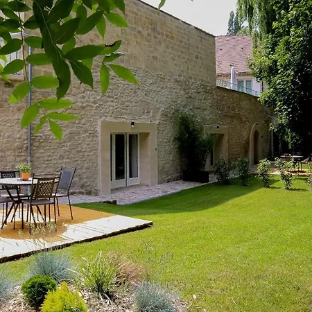 Gite Sainte Marguerite-Le Cerf Senlis  Exterior photo